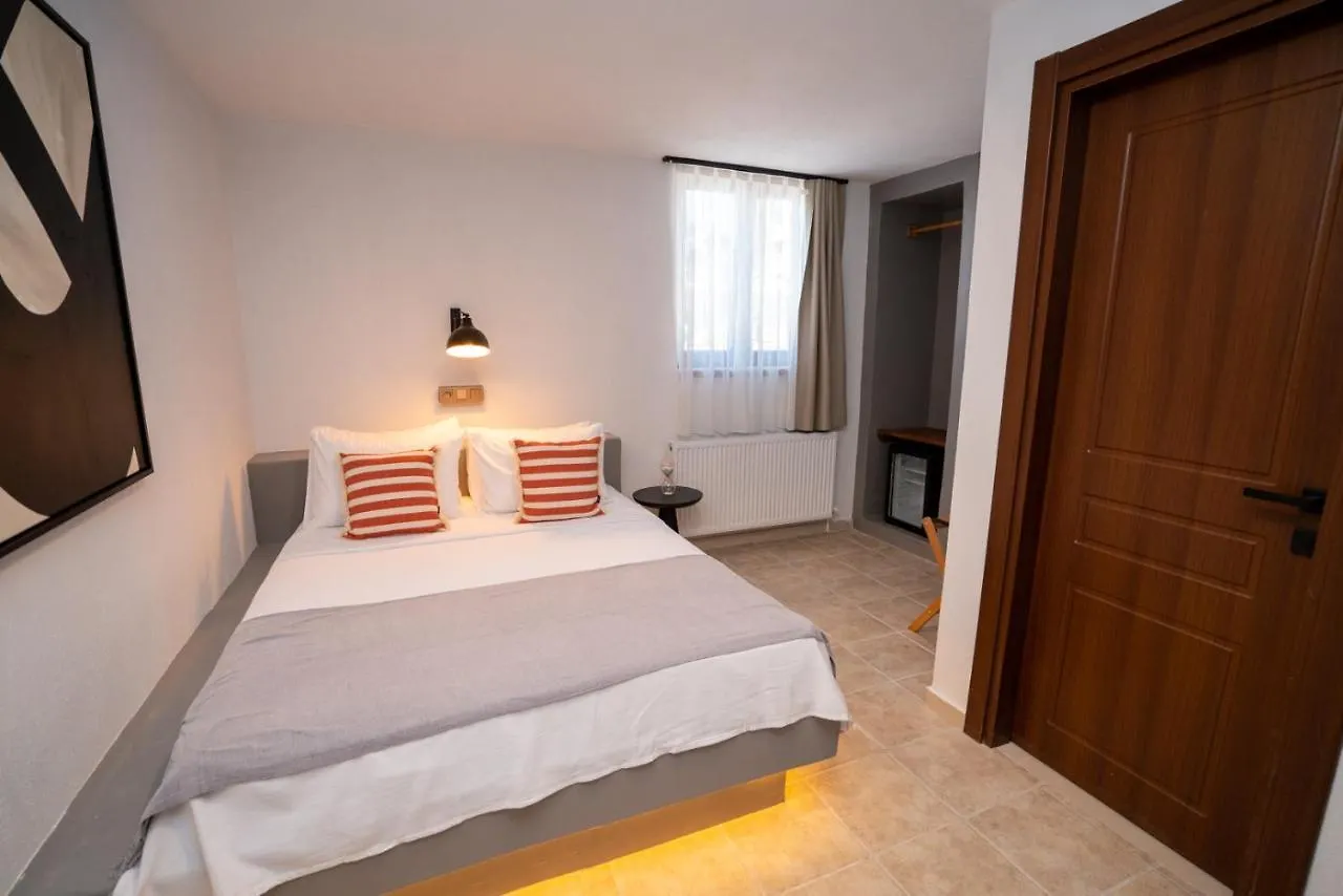 Ajlan Oia Bed & Breakfast Balikesir