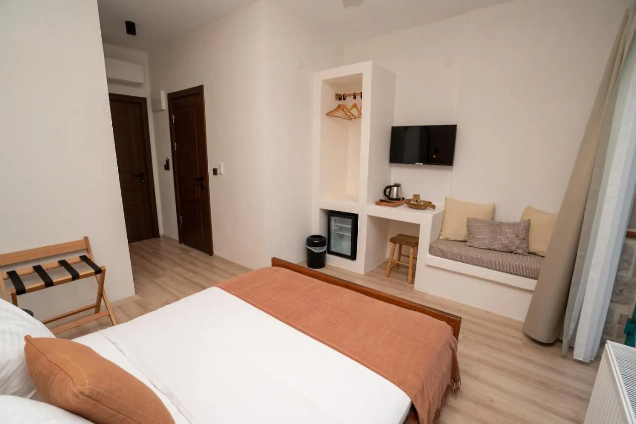 Ajlan Oia Bed & Breakfast Balikesir